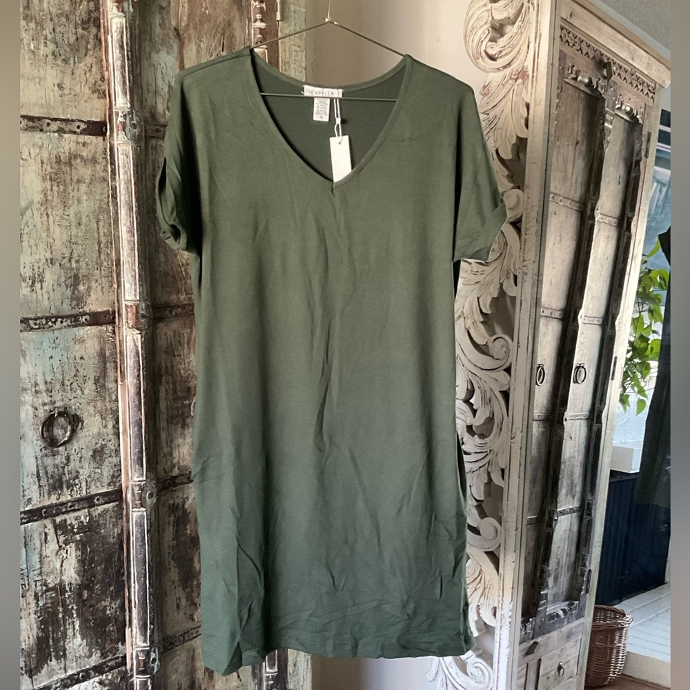 New ✨ Olive Green V Neck Boxed Dress w Pockets